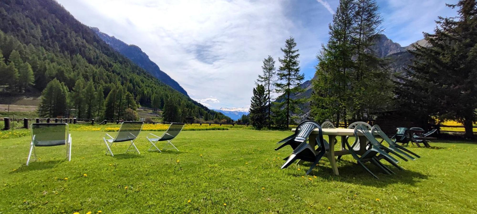 Gite Montagne 1 A 25 Places "Chalet Coste Belle" Ceillac Exterior foto